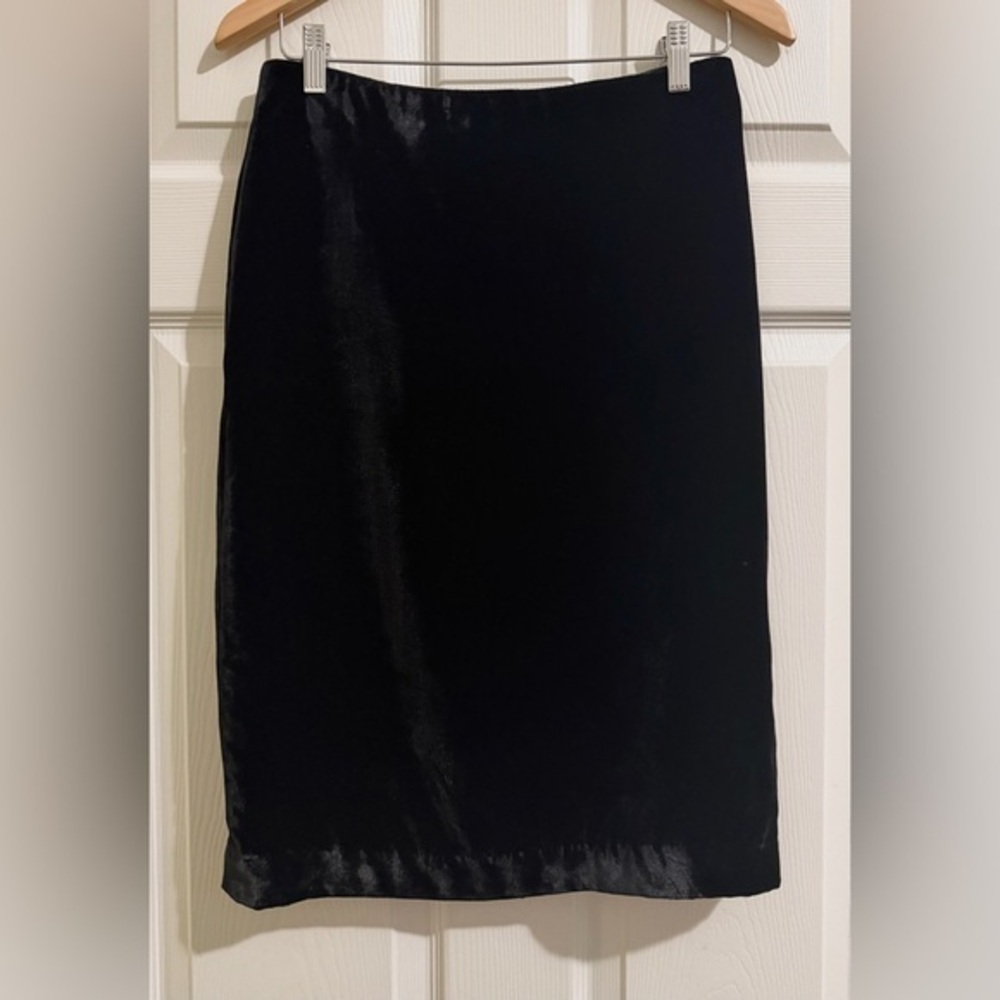 Isaac Mizrahi Black Velvet Fully Lined Pencil Skirt